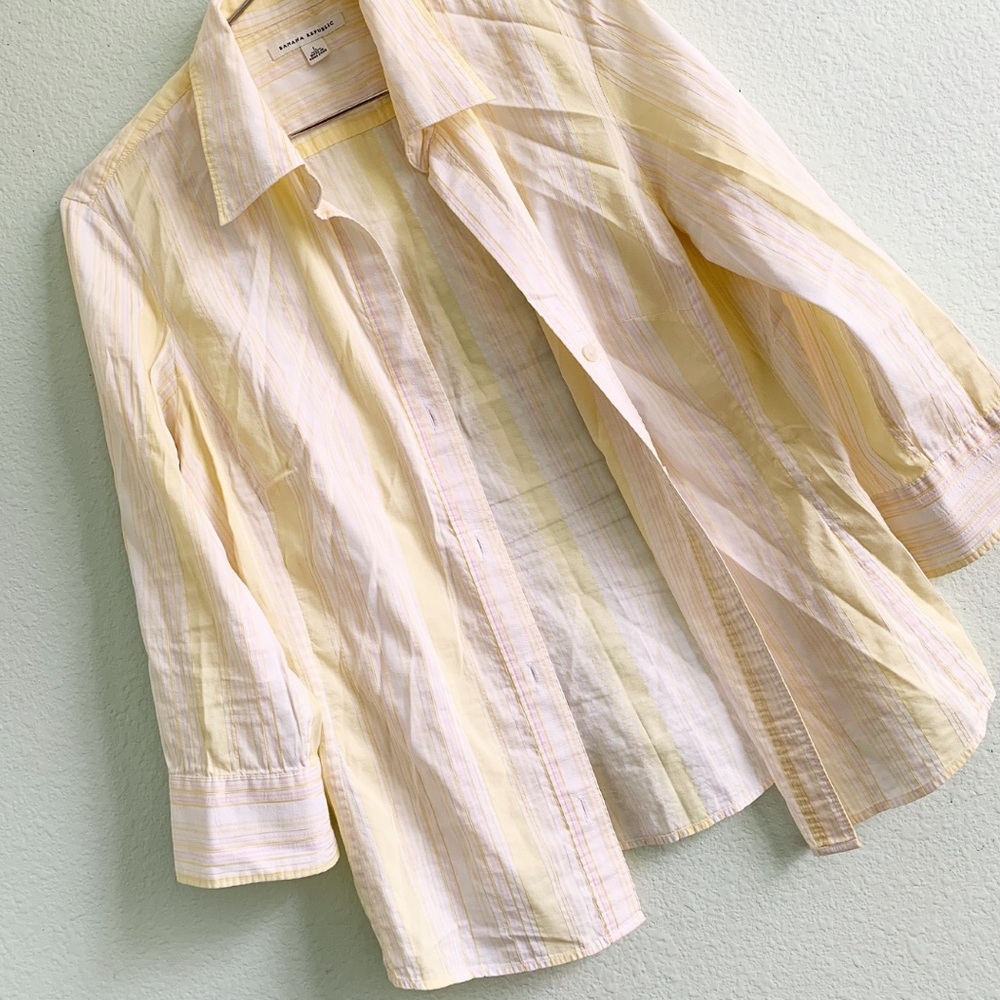 BANANA REPUBLIC vintage button up down pastel yellow long sleeve Large cotton